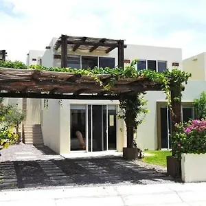  Villa Punta Arena Grape